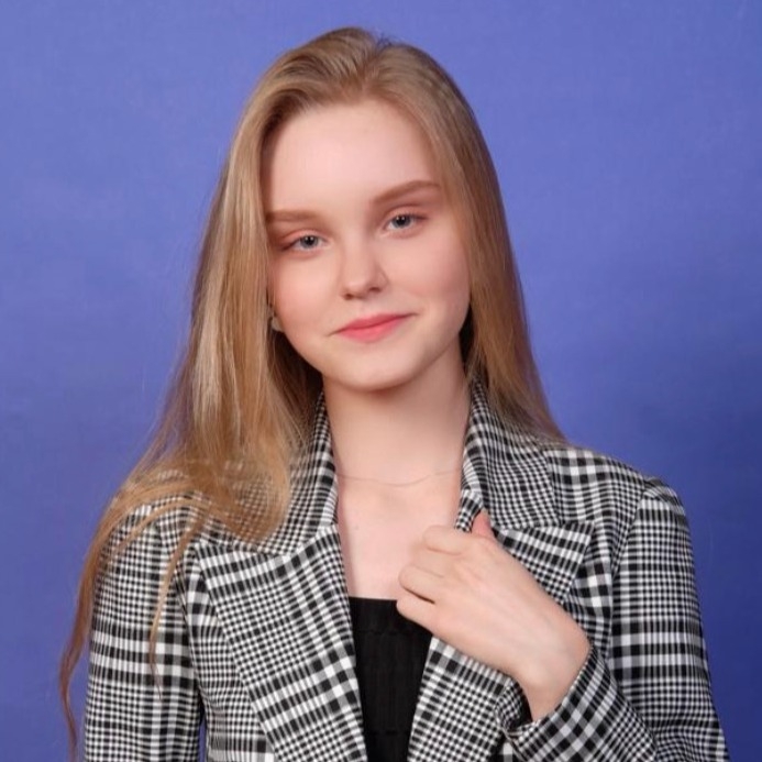 Анастасия Лукьянова|Официальная группа