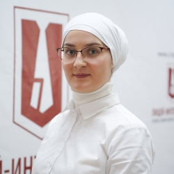 Репетитор по биологии Латыпова Амина Дамировна - фотография
