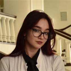 Репетитор по химии Саяхова Насима Руслановна - фотография