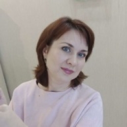 Репетитор по химии Голенковская Елена Александровна - фотография