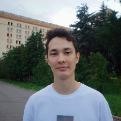 Репетитор по физике Красножонов Руслан  - фотография