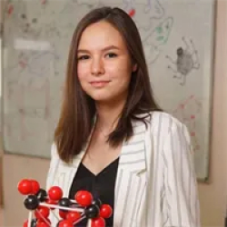 Репетитор по химии Синицына Алия Андреевна - фотография
