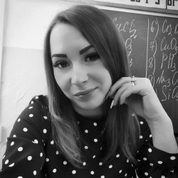 Репетитор по химии Матвеечева Елена Валерьевна - фотография