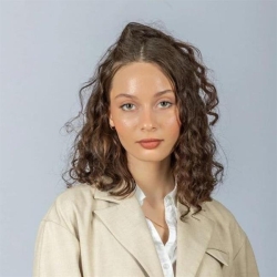 Фотография репетитора Дозорова Мария Владимировна