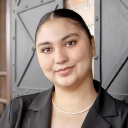 Фотография репетитора Джаборова Гульноза Махтумкуловна