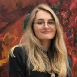 Фотография репетитора Попова Алина Алексеевна