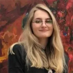 Фотография репетитора Попова Алина Алексеевна