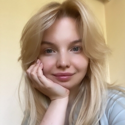 Фотография репетитора Сергеева Владислава Андреевна