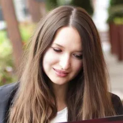 Фотография репетитора Арсеньева Юлия Васильевна