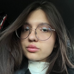 Фотография репетитора Эпова Алина Михайловна