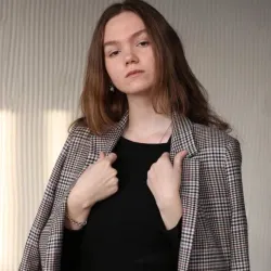 Фотография репетитора Акмалова Камилла Фанисовна