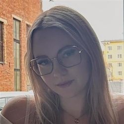 Фотография репетитора Романова Ксения Романовна