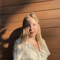 Фотография репетитора Столярова Дарья Анатольевна