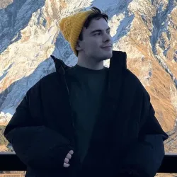 Фотография репетитора Попов Артур Михайлович