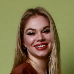 Фотография репетитора Злобина Ирина Яновна