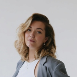 Фотография репетитора Карапчук Полина Юрьевна