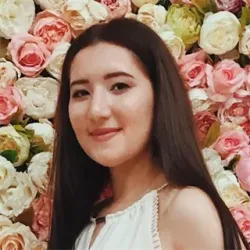 Фотография репетитора Султанова Эльвира Ильдаровна