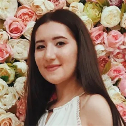 Фотография репетитора Султанова Эльвира Ильдаровна