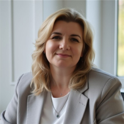 Фотография репетитора Базеева Жанна Викторовна