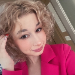 Фотография репетитора Ермакова Александра Максимовна