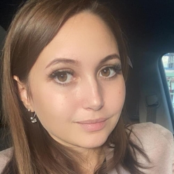 Фотография репетитора Леонова Нелли Николаевна