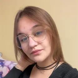 Фотография репетитора Комшилова Анна Александровна