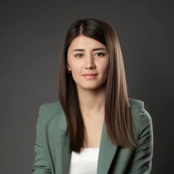 Фотография репетитора Абдукадырова Бунафша Химойевна