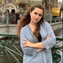 Фотография репетитора Кедрус Валерия Николаевна