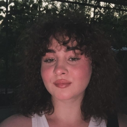 Фотография репетитора Леготина Виктория Владимировна