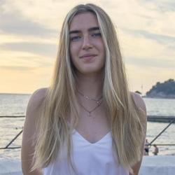 Фотография репетитора Кириллова Полина Ильинична