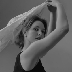 Фотография репетитора Юдинцева Елизавета Романовна