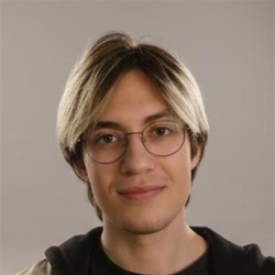 Фотография репетитора Эльбонов Эрнест Рустамович