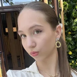 Фотография репетитора Губина Александра Евгеньевна