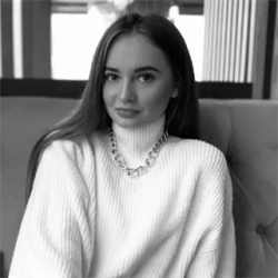 Фотография репетитора Филатова Алена Алексеевна