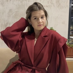 Фотография репетитора Логинова Дарья Сергеевна