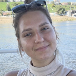 Фотография репетитора Малиновская Полина Олеговна