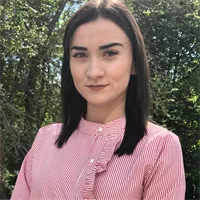 Фотография репетитора Попова Екатерина Сергеевна