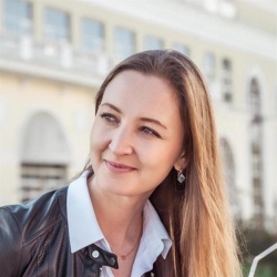 Фотография репетитора Тартынских Юлия Сергеевна