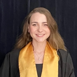 Фотография репетитора Новикова Арина Дмитриевна