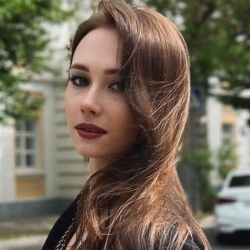 Фотография репетитора Володина Алена Олеговна