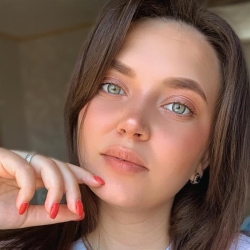 Фотография репетитора Власова Юлия Владимировна