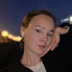 Фотография репетитора Зайкова Полина Николаевна