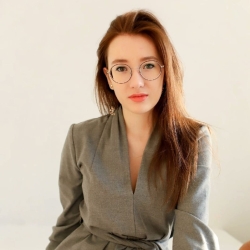 Фотография репетитора Мюльбах Элеонора Романовна