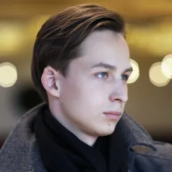 Фотография репетитора Васильев Артём Алексеевич