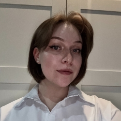 Фотография репетитора Эльцофон Софья Леонидовна