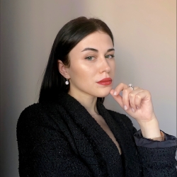 Фотография репетитора Сары Марина Николаевна