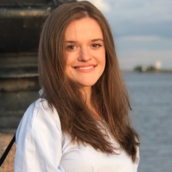 Фотография репетитора Нестерова Юлия Валерьевна