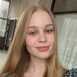 Фотография репетитора Долмацына Мария Дмитриевна