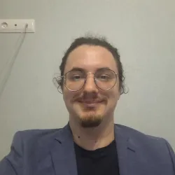 Фотография репетитора Дерюженко Максим Алексеевич