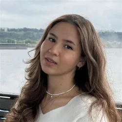 Фотография репетитора Атопшева Анна Сергеевна